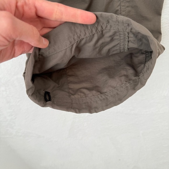 Mountain Hardwear womens taupe lightweight straight leg outdoor pants size 10 - Picture 5 of 12